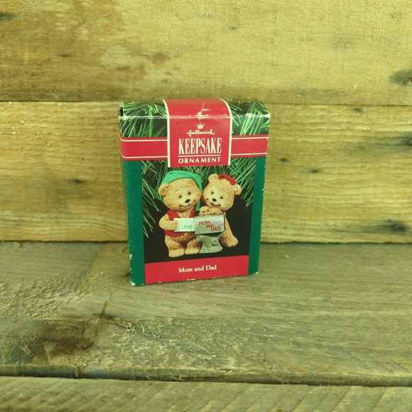 Vintage 1990 Hallmark Keepsake Ornament "Mom and Dad" / Christmas Bears - Picture 5 of 8